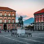 Home Smart Rent Appartamento Nel Cuore Di Napoli 1 Camera Da Letto