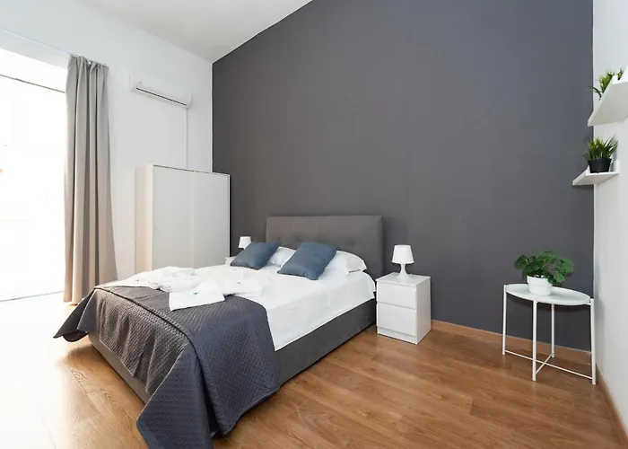 Home Smart Rent Appartamento Nel Cuore Di Napoli 1 Camera Da Letto